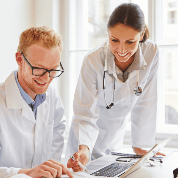 How Pain Management Doctors Create Personalized Treatment Plans